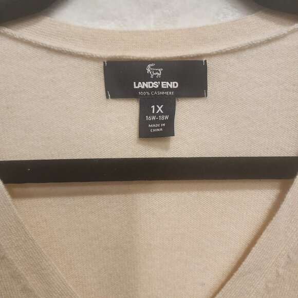 Lands' End Women’s Ivory 100% Cashmere V-Neck Sweater Plus Size 1X 16W-18W - Picture 2 of 7